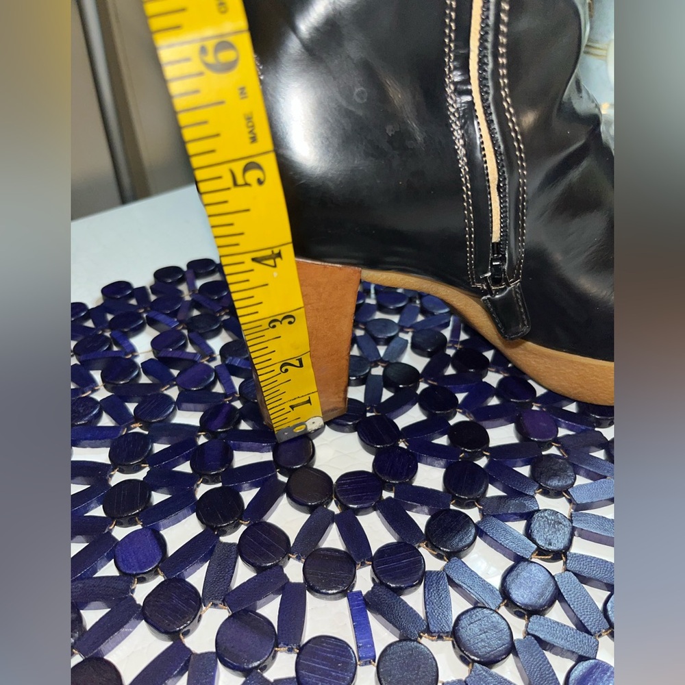 VINTAGE 80S TOD’S BLACK LEATHER ZIPPERED CREPE SOLE BOOT MADE IN ITALY SIZE 10 - Picture 10 of 16